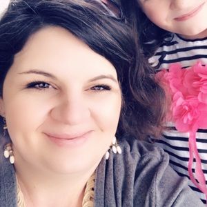 Meet your Posher, Courtney